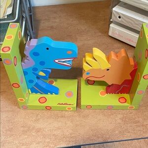 Colorful Dinosaur Bookends for Kids